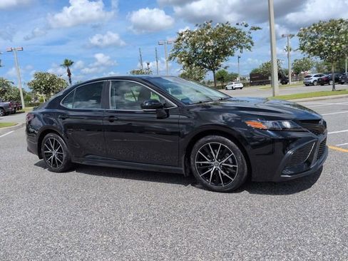 Certified 2023 Toyota Camry SE FWD image 2