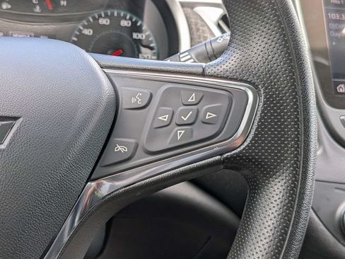 Used 2024 Chevrolet Malibu LT FWD image 24