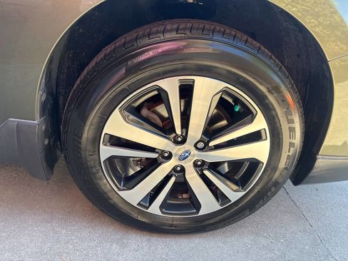 Used 2018 Subaru Outback 2.5i Limited w/ Popular Package #2 AWD/4WD image 28