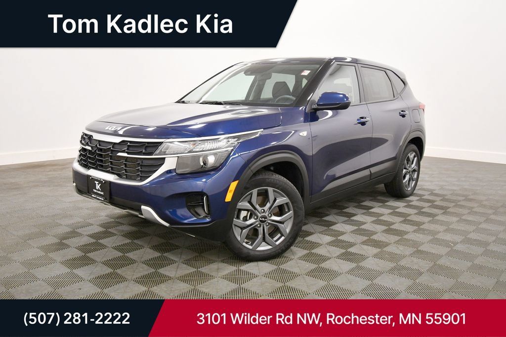 Used 2026 Kia Seltos LX AWD/4WD image 1