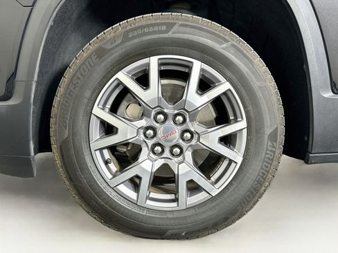 Used 2020 GMC Acadia SLT w/ LPO, Floor Liner Package FWD image 11