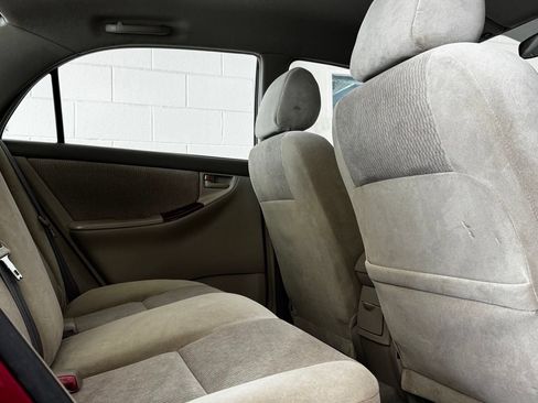 Used 2007 Toyota Corolla LE FWD image 8