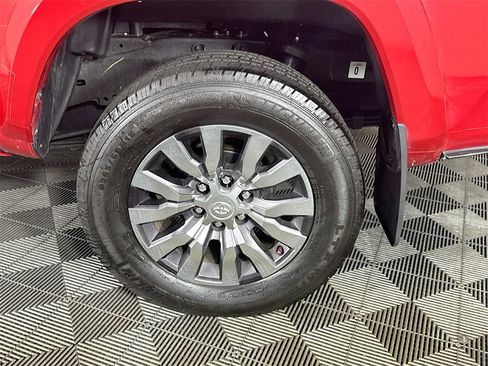 Used 2023 Toyota Tacoma Limited image 34