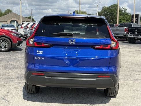 Used 2024 Honda CR-V EX image 6