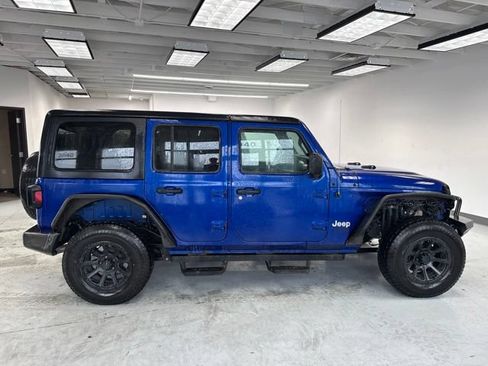 Used 2019 Jeep Wrangler Unlimited Sport S AWD/4WD image 11