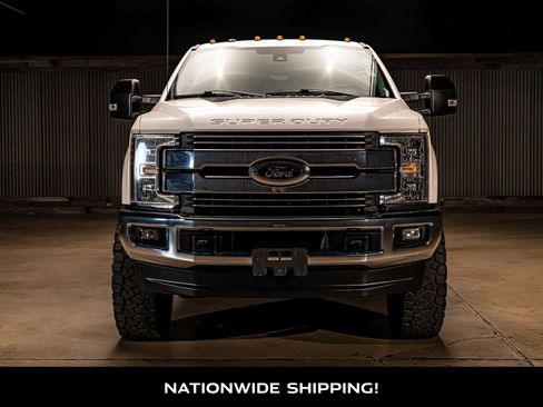 Used 2017 Ford F350 Lariat w/ Lariat Ultimate Package AWD/4WD image 4