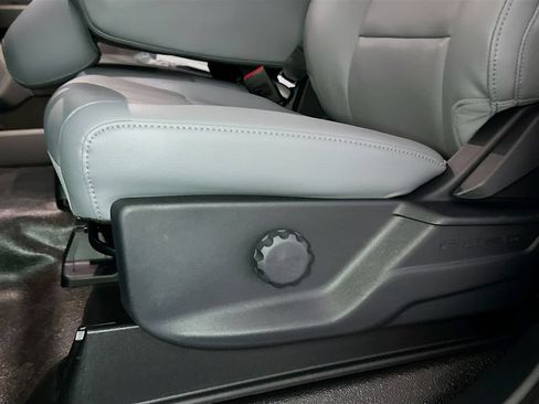 New 2026 Ford F550 4x4 Regular Cab Super Duty image 15