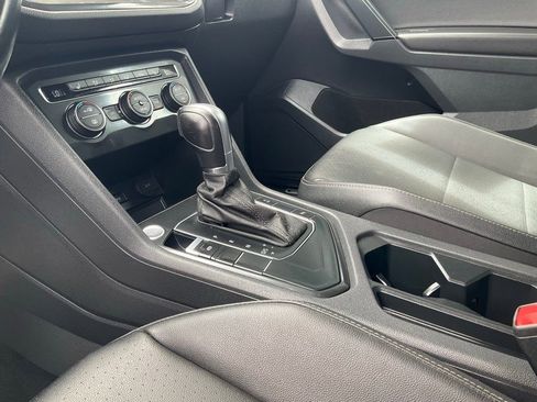 Used 2019 Volkswagen Tiguan SEL Premium R-Line image 65