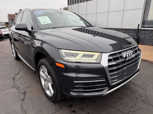 Used 2018 Audi Q5 2.0T Premium Plus w/ Premium Plus Package AWD/4WD image 11