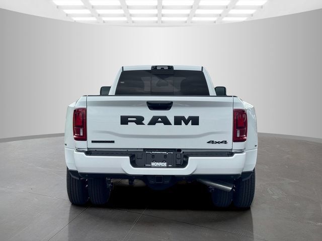 New 2027 RAM 3500 Big Horn AWD/4WD image 6
