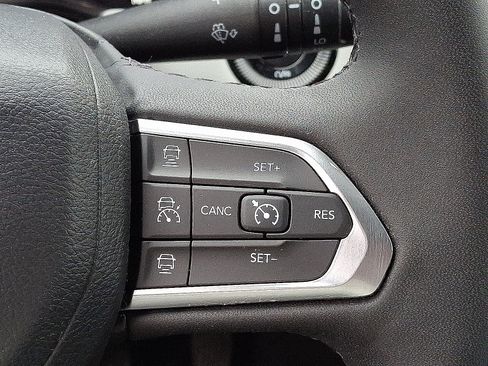 Certified 2023 Jeep Compass Limited AWD/4WD image 22