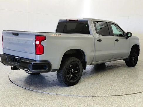Used 2024 Chevrolet Silverado 1500 LT Trail Boss AWD/4WD image 8