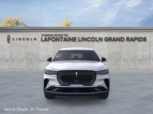 New 2026 Lincoln Nautilus Premier image 6