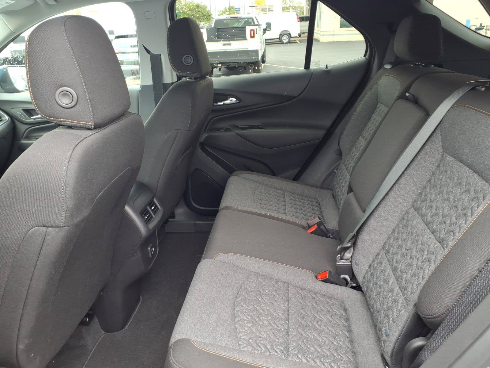 Used 2024 Chevrolet Equinox LT FWD image 26