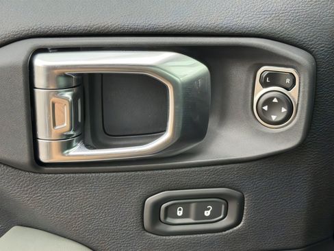 New 2026 Jeep Gladiator Mojave image 21