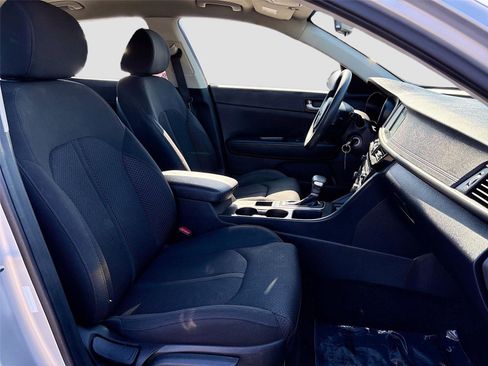 Used 2018 Kia Optima LX w/ Convenience Package image 25