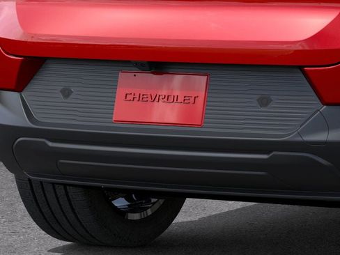 New 2026 Chevrolet Equinox EV LT image 14