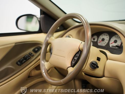 Used 2001 Ford Mustang Cobra RWD image 40