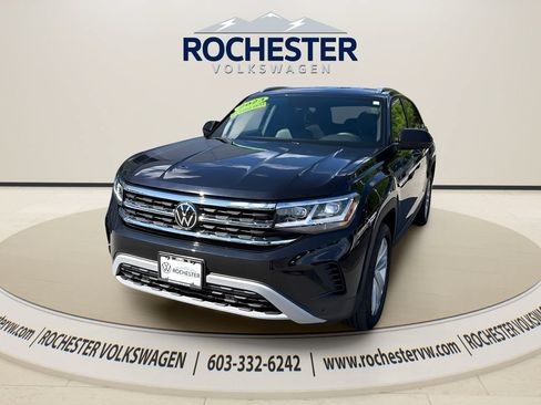 Used 2023 Volkswagen Atlas Cross Sport SE AWD/4WD image 1