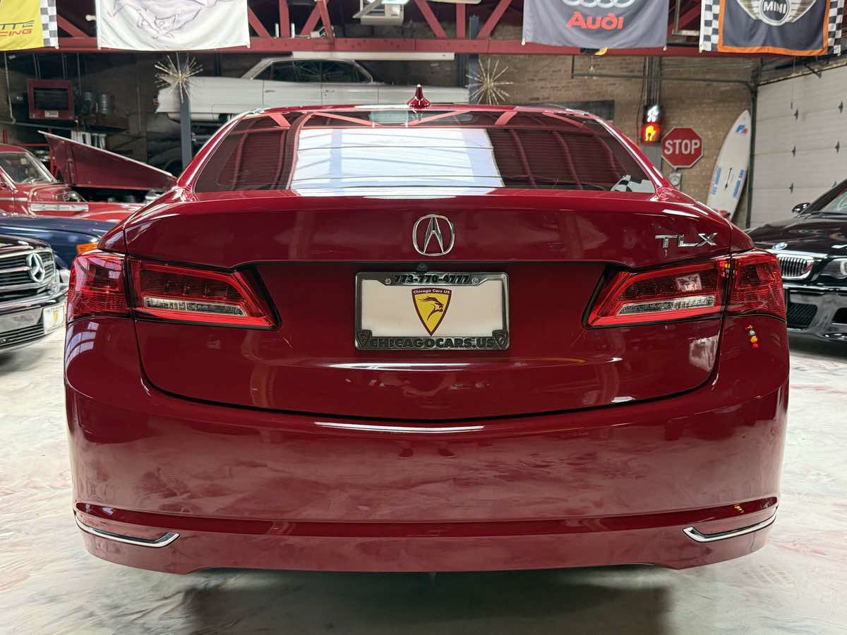 Used 2018 Acura TLX FWD image 5