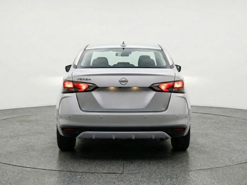 Used 2025 Nissan Versa SV image 7