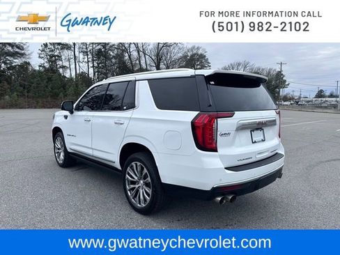 Used 2021 GMC Yukon Denali w/ Denali Premium Package image 7