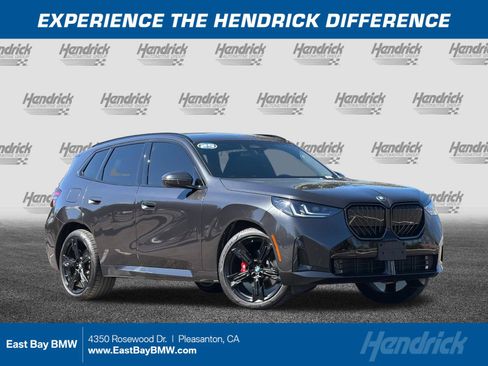 Used 2025 BMW X3 xDrive30i w/ M Sport Package image 1