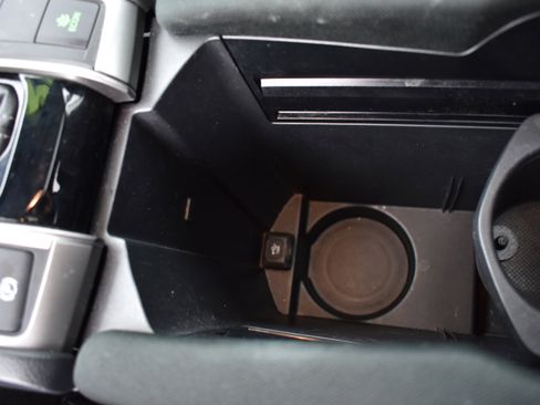 Certified 2021 Honda Civic EX image 22