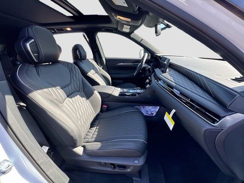 New 2026 INFINITI QX60 Autograph w/ Dark Cargo Package image 31