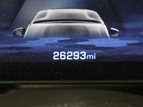 Used 2025 Chevrolet Equinox LT w/ Safety and Technology Package image 34