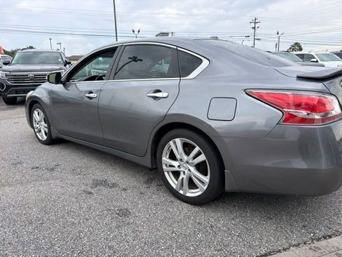 Used 2015 Nissan Altima 3.5 SL FWD image 5