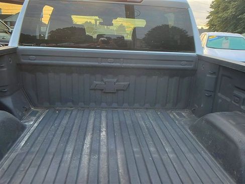 Certified 2022 Chevrolet Silverado 1500 RST image 10