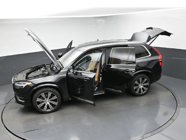 Used 2023 Volvo XC90 B6 Ultimate w/ Protection Package Premier AWD/4WD image 48