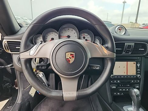 Used 2010 Porsche 911 Carrera S RWD image 5