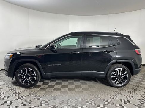 Used 2022 Jeep Compass Limited AWD/4WD image 2