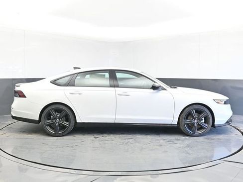 New 2026 Honda Accord Hybrid Sport-L image 11