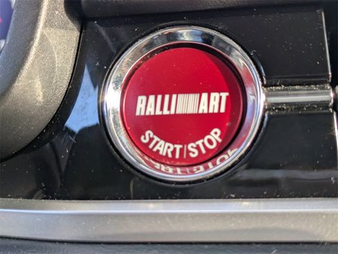 Used 2023 Mitsubishi Outlander Ralliart image 30