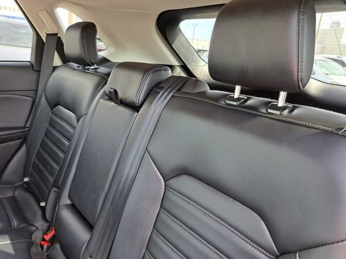 Used 2023 Ford Edge SEL image 27