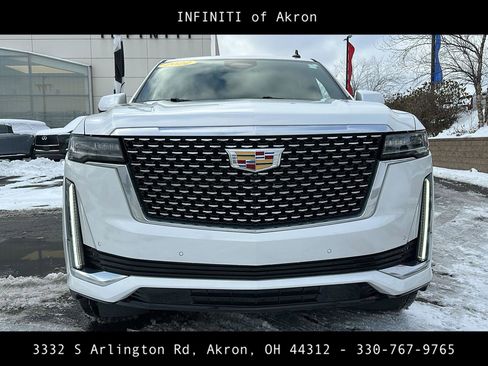 Used 2022 Cadillac Escalade Luxury image 17