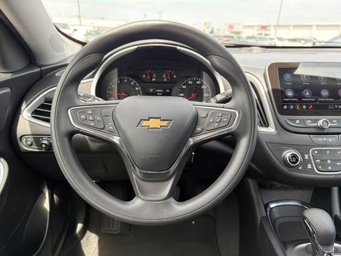 Used 2023 Chevrolet Malibu LT FWD image 10