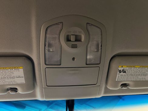 Used 2012 Toyota Prius Four image 21