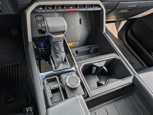Used 2026 Toyota Tundra Limited AWD/4WD image 26