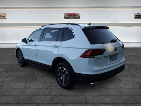 Used 2019 Volkswagen Tiguan SE w/ Panoramic Sunroof Package FWD image 5