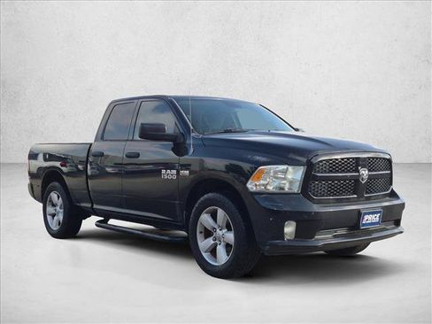 Used 2013 RAM 1500 Express RWD image 3