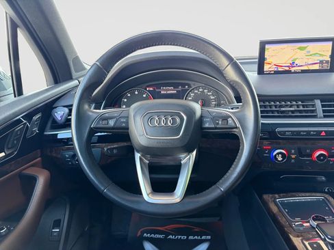 Used 2017 Audi Q7 3.0T Premium Plus AWD/4WD image 31