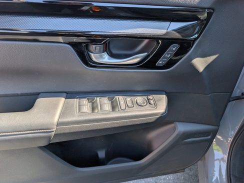 Used 2024 Honda CR-V EX-L image 19
