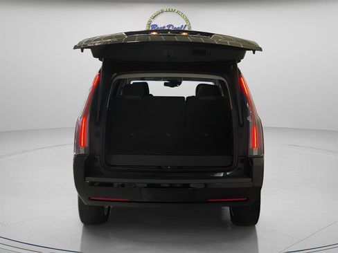 Used 2015 Cadillac Escalade Premium AWD/4WD image 5