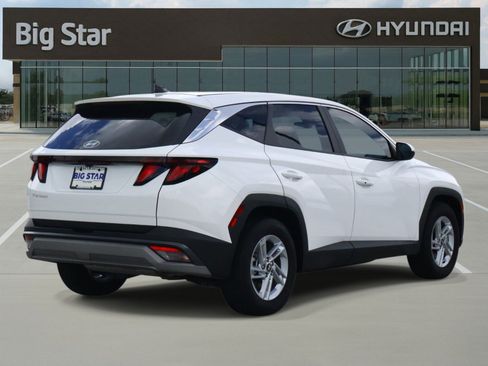 Used 2026 Hyundai Tucson SE FWD image 4
