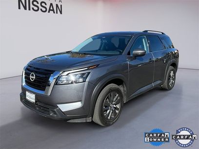 Used 2024 Nissan Pathfinder SV