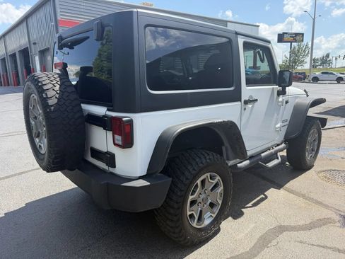 Used 2014 Jeep Wrangler Sport AWD/4WD image 4